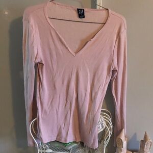 GAP Women's Soft Pink Long Sleeve V-Neck Tee